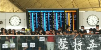 Phi trường Hong Kong hủy tất cả chuyến bay vì biểu tình