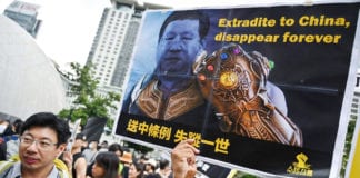 'Bắc Kinh Muốn Gỡ Ngòi Của Trái Bom Đã Nổ Tại Hong Kong!' (1/4)
