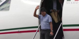 Cựu Tổng Thống Bolivia Morales đến Mexico xin tị nạn