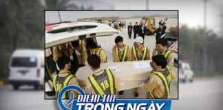 Video 16 thi thể người Việt Nam chết ở Anh về tới quê nhà