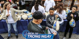 Video Doanh gia Florida cung cấp miễn phí 20 ngàn bữa ăn ngày Thanksgiving