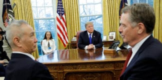 Video Ai thắng ai thua trong hiệp ước thương mại Mỹ-Trung? (1/2)