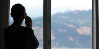 Video bình luận Quê nhà quê người: Con cái thời nay (2/2)