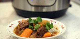 Video Người Việt Bếp Việt: Bò hầm rau củ và rượu vang