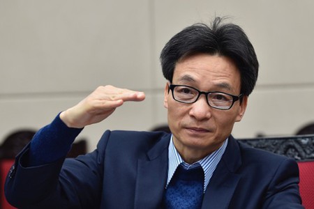 Việt Nam có thể 'từ chối miễn visa' cho công dân EU, Anh và Mỹ?