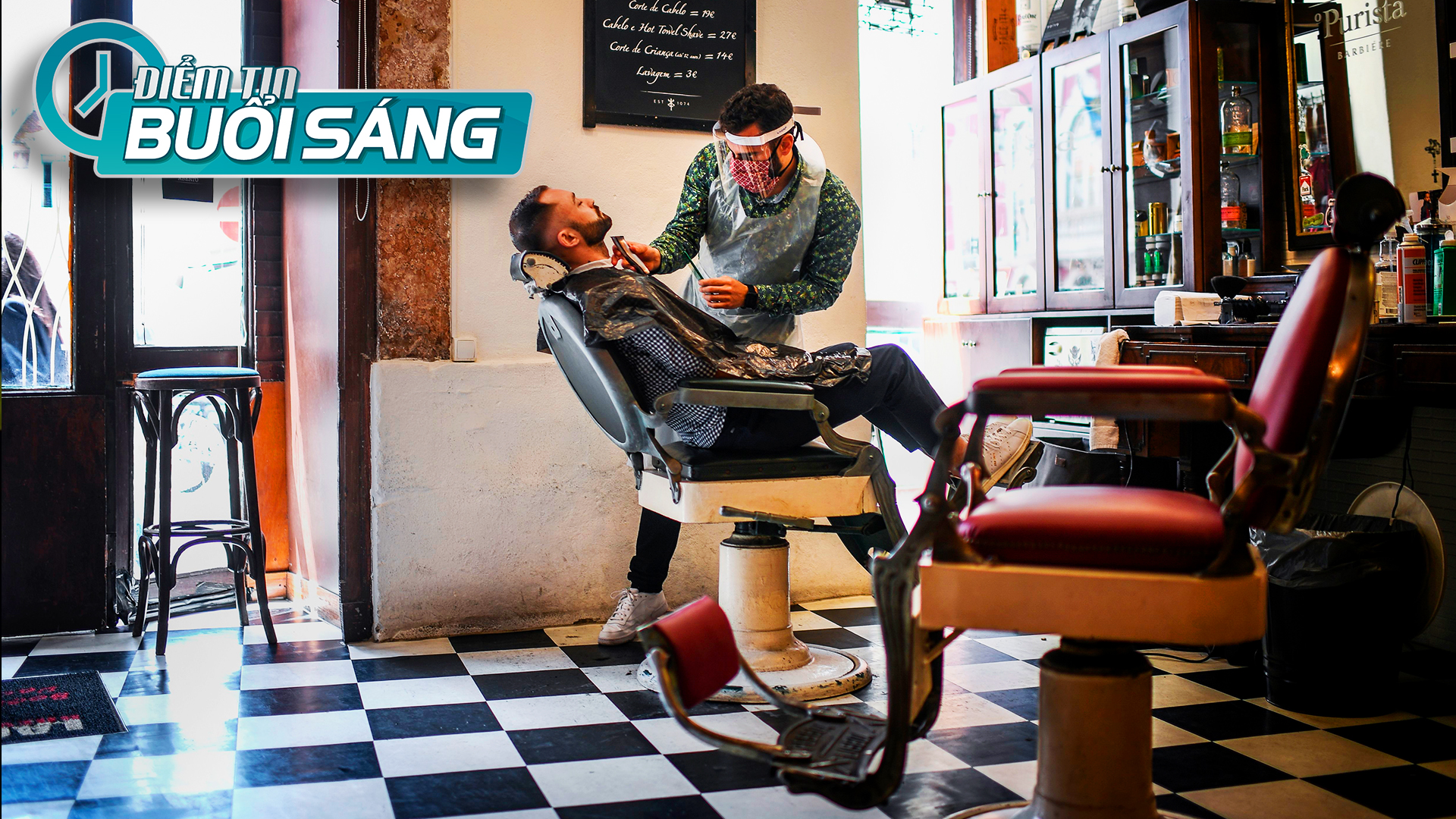 Hàng trăm tiệm tóc ở California phục vụ khách bên trong, bất chấp lệnh cấm