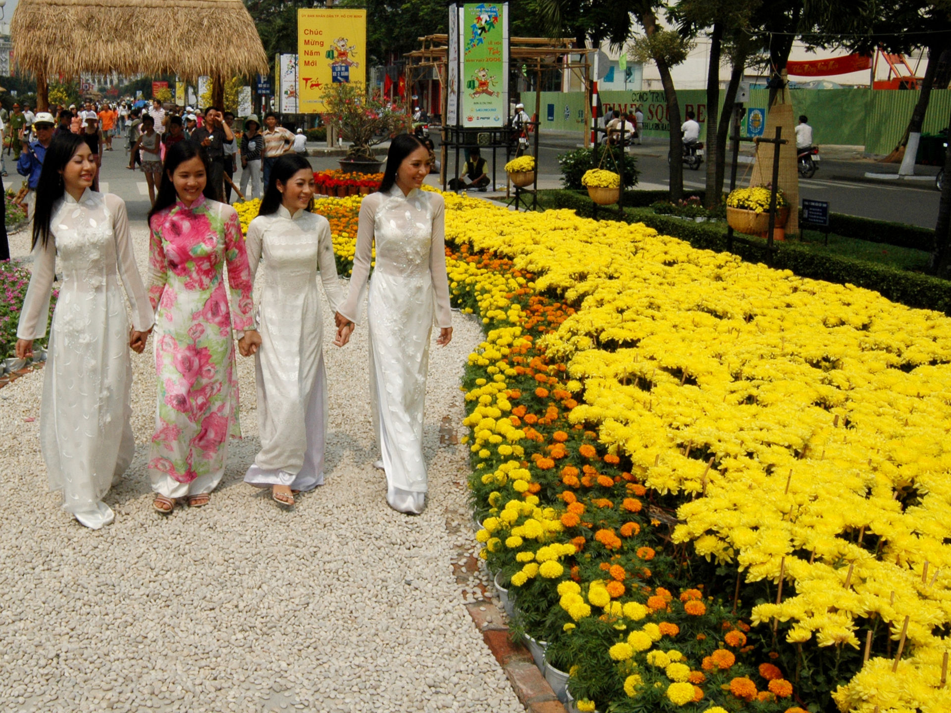 Chợ hoa Nguyễn Huệ, hương Tết của Sài Gòn