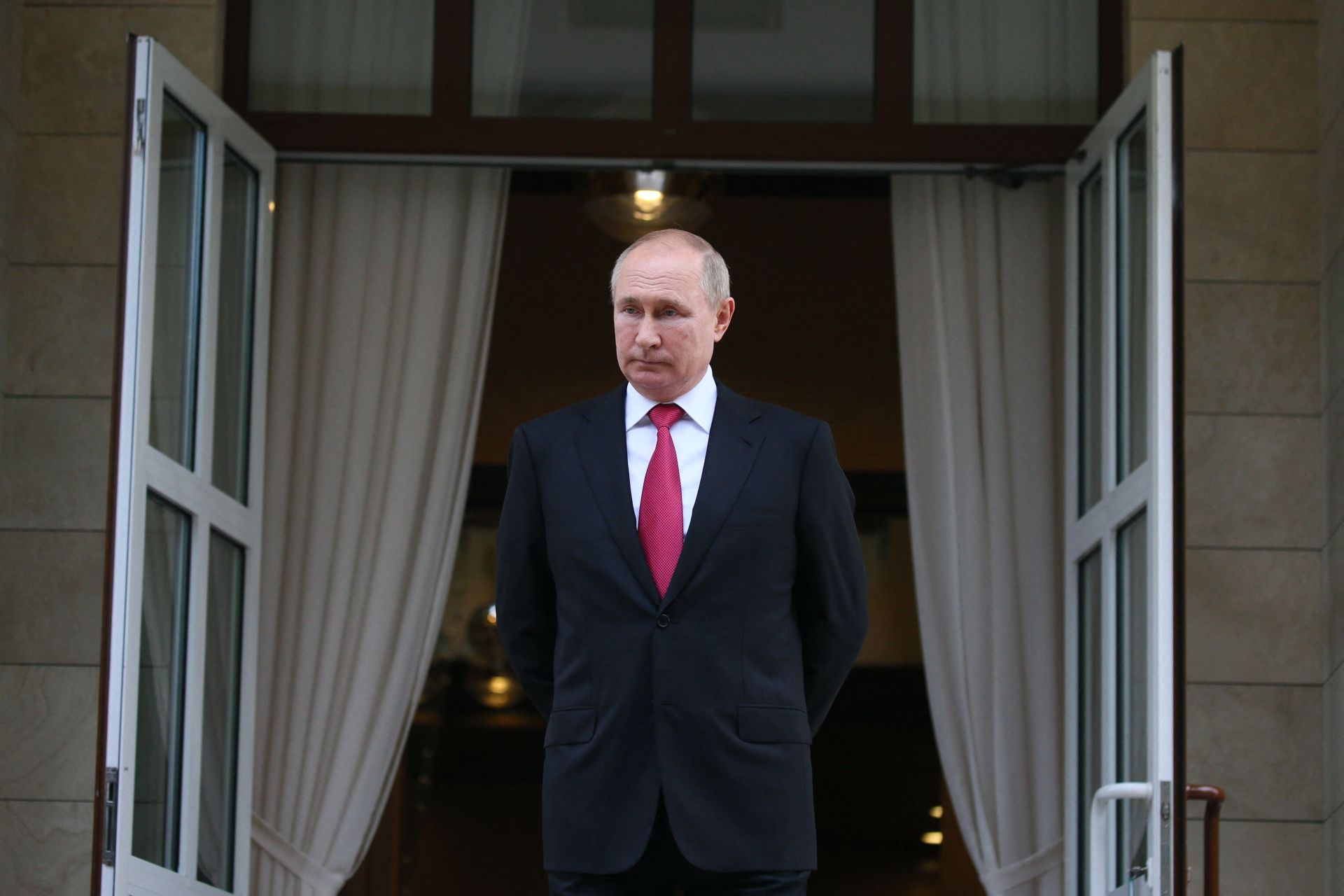 Xu hướng lật đổ Putin ngày càng tăng, nhưng không dễ thực hiện