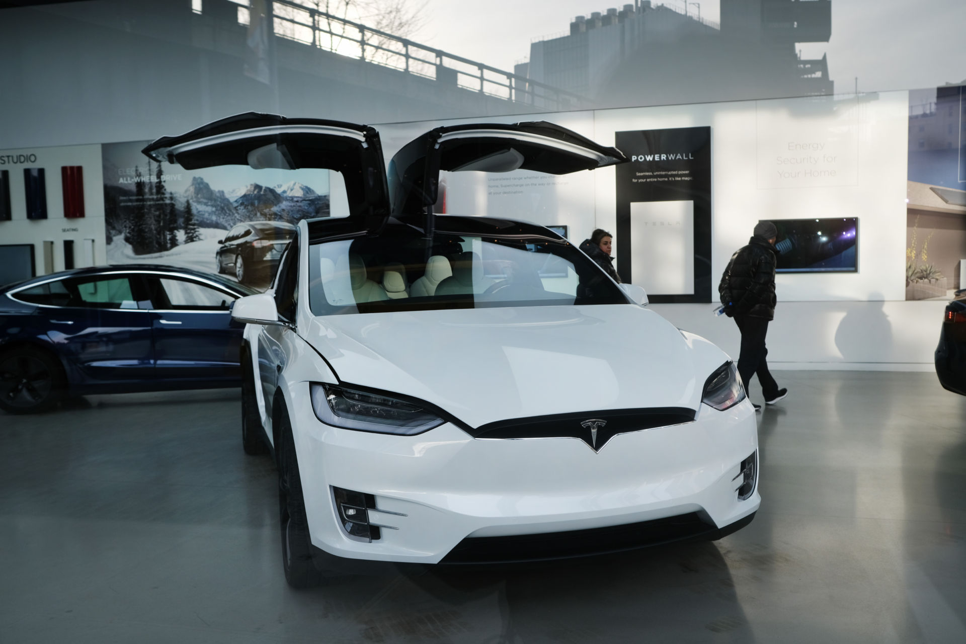 Nhiều hãng bảo hiểm chê xe Tesla vì chi phí sửa chữa quá cao