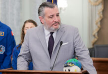 Ted Cruz tiết lộ Cộng Hòa ‘nảy lửa’ chống lại quỹ ‘bồi thường’ của Trump