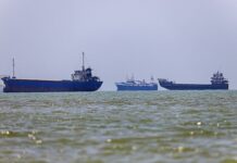 Giải pháp nào cho eo biển Hormuz?