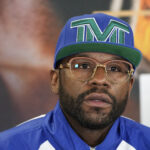 Floyd Mayweather bị truy tố tội ăn cắp, viết ngân phiếu khống $200,000