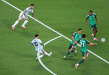 Giọt nước mắt của Messi và đêm mà cả Argentina hiểu không ai có thể thay thế anh