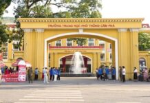 Giám thị trường thi ở Quảng Ninh gợi ý thí sinh cho bạn xem bài thi tốt nghiệp tú tài