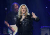 Bonnie Tyler, nổi tiếng bản ‘Total Eclipse of the Heart,’ qua đời ở tuổi 75