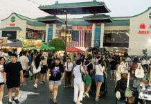 Chợ đêm Phước Lộc Thọ thu hút du khách thăm viếng Little Saigon