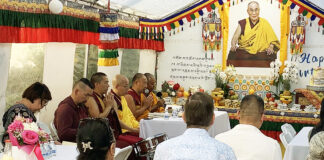 Tu Viện Namgyal, Westminster, mừng thượng thọ Đức Đạt Lai Lạt Ma 91 tuổi
