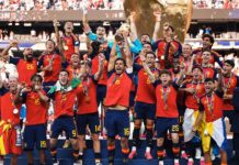 FIFA ‘cắt’ Trump khỏi hình Tây Ban Nha vô địch World Cup, Tòa Bạch Ốc lại ‘gắn’ vào