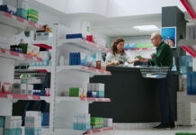 Thuế nhập cảng của Trump có thể khiến thuốc ‘generic’ tại Mỹ tăng giá