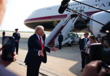 Trump mở ‘đại án’ điều tra vụ rò rỉ an ninh Air Force One mới của Qatar