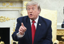 Trump không muốn ICE từ bỏ việc chặn xe để kiểm tra