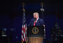 Trump tận dụng Lễ Độc Lập để phát biểu diễn văn tranh cử