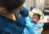 Đồng Nai: Công nhân 17 tuổi đẻ con trong nhà vệ sinh, bỏ bé vào thùng rác