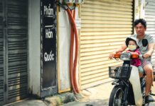 Canh bạc ‘đẻ có thưởng’ và 400,000 tên ế vợ