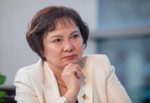 PNJ thu mua lại kim cương ‘giá bèo,’ cổ phiếu rớt giá, khách hàng nao núng