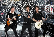Jonas Brothers sẽ trình diễn ở 45 thành phố Bắc Mỹ