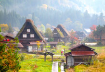 Làng cổ Shirakawa-go vào Thu