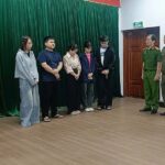 Bắc Ninh: Bắt giữ 5 bác sĩ ‘dỏm’ ở spa dọa khách bệnh nặng để làm dịch vụ