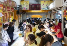 Sài Gòn: Tiệm vàng lớn bị cáo buộc ‘kê khai không đúng thuế’