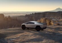 Tesla tăng giá khởi điểm của Cybertruck thêm $5,000