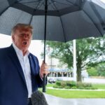 Trump lại dùng tiền chính phủ để chiếu video quảng bá chính trị