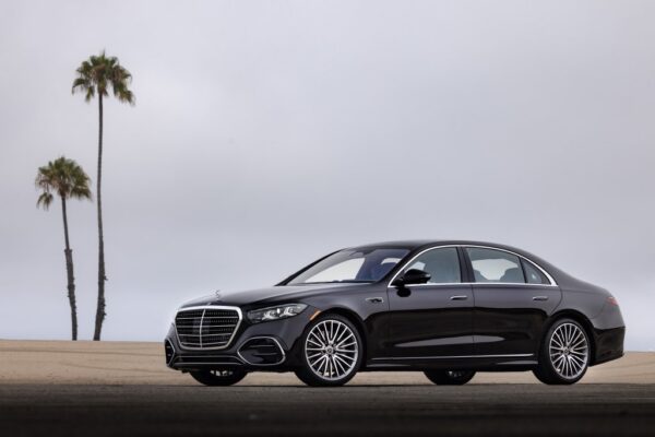 2027 Mercedes-Benz S-Class: Car of The Year của MotorTrend