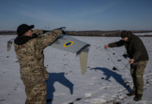 Ukraine xác nhận Starlink được khôi phục, vẫn còn bí ẩn ai ra lệnh giảm tín hiệu