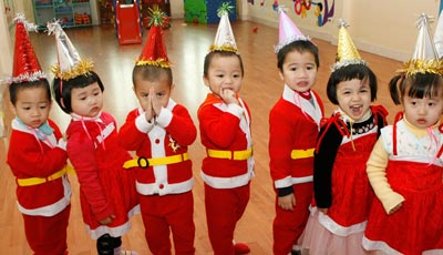 vietnam christmas kids