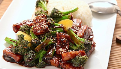 Vegan Crispy Stir-Fried Tofu With Broccoli