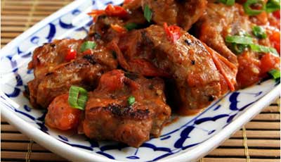 Vietnamese sweet sour pork ribs suon xao chua ngot