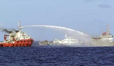Vietnam China Oil Rig