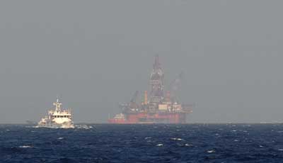 china oil rig in vietnam